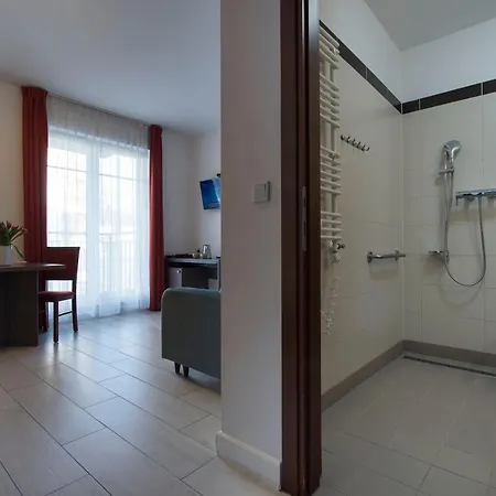 Marisol 3* سفينويتشي